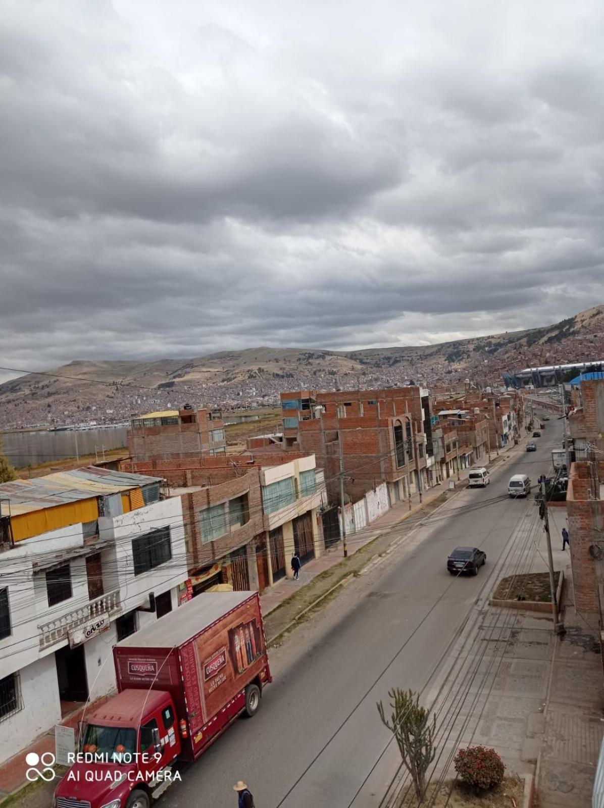Hostal Vista Al Lago Titicaca ปูโน ภายนอก รูปภาพ