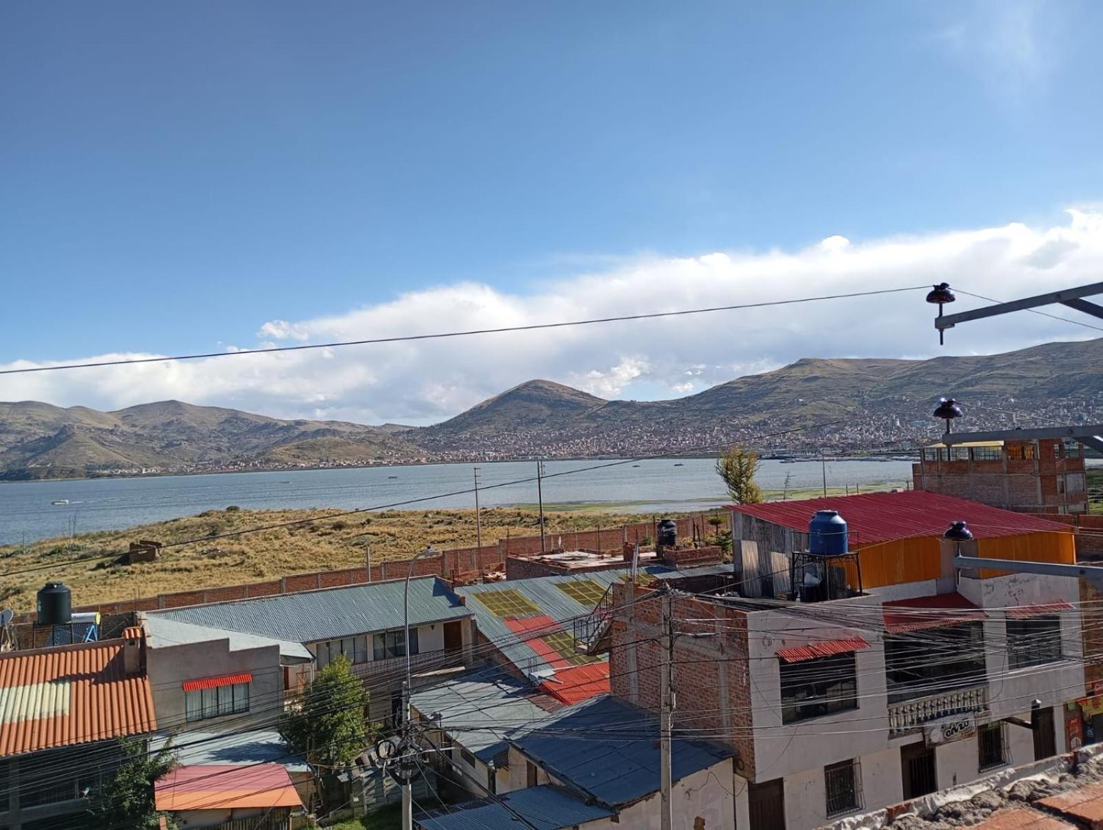 Hostal Vista Al Lago Titicaca ปูโน ภายนอก รูปภาพ